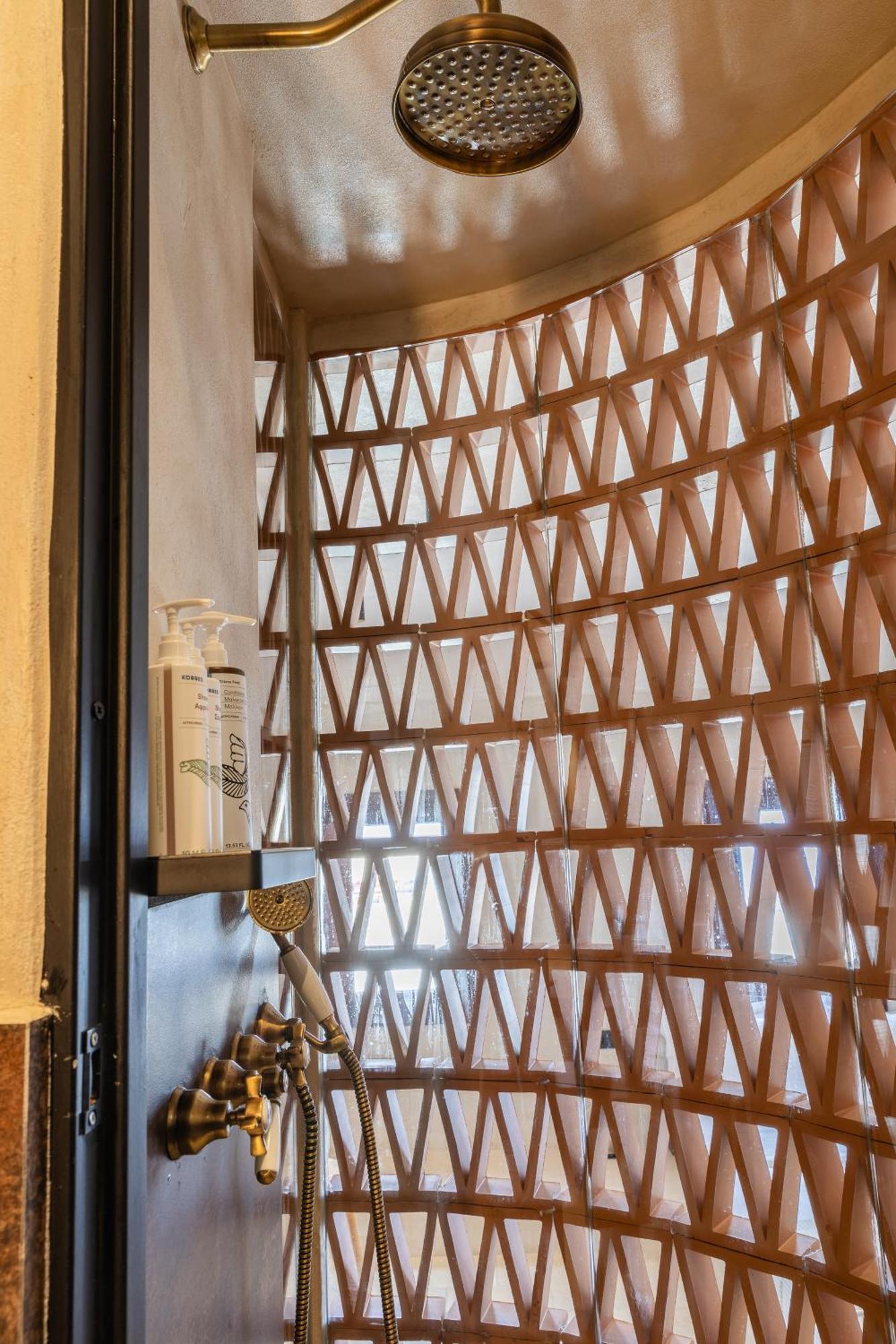 Meroviglia Boutique Hotel إيميروفيغلي الغرفة الصورة
